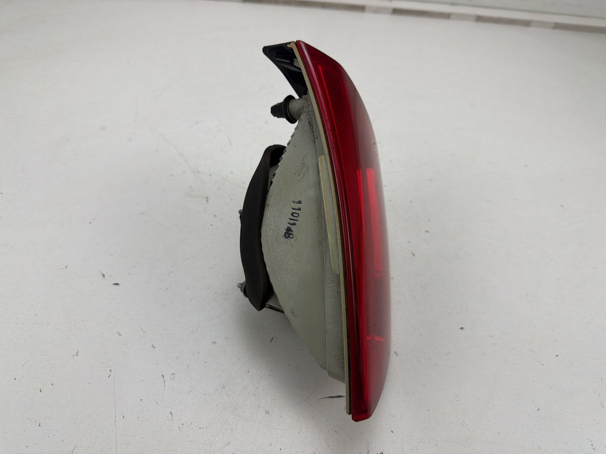 2010-2015 Hyundai Tucson Passenger Right Inner Tail Light Lamp 92406-2S02 OEM