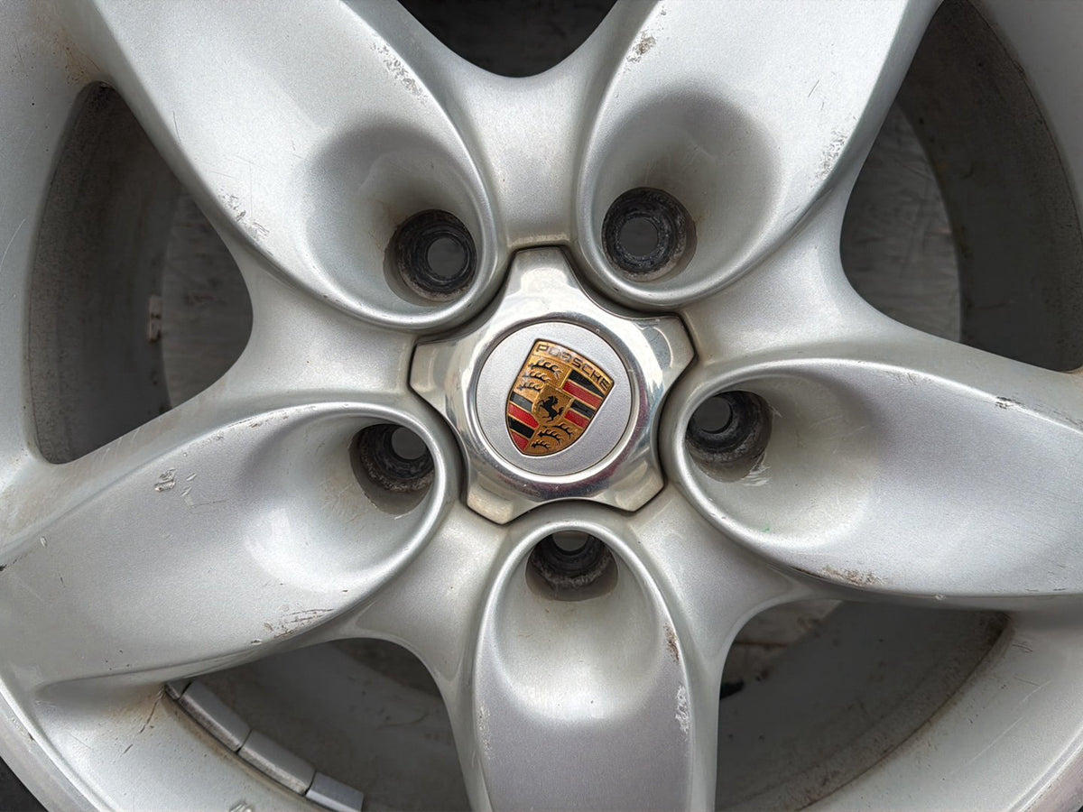 2003-2006 Porsche Cayenne Alloy Wheel Rim w/ Tire 8JX18 ET57 7L5601025C OEM