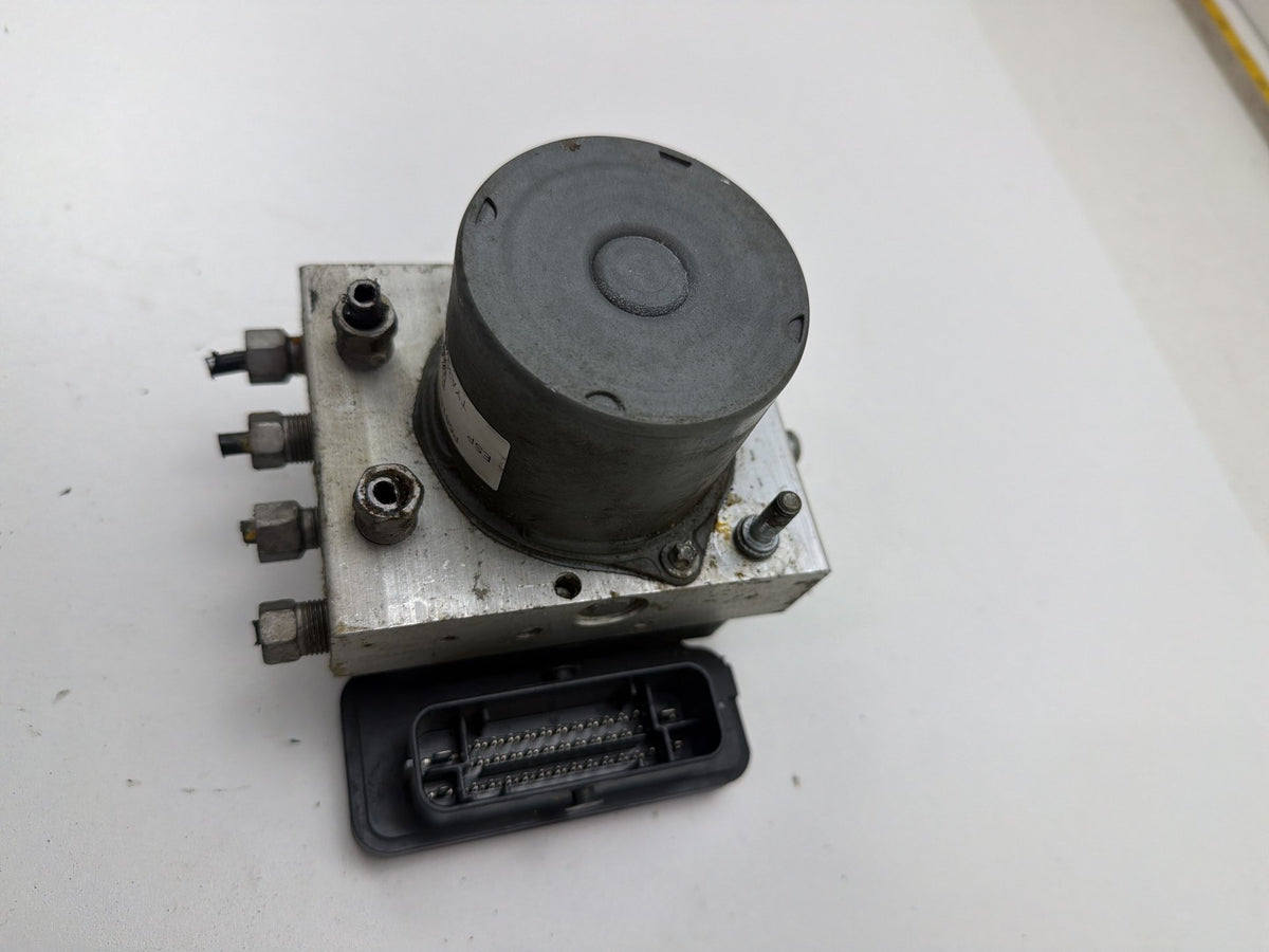 2015-2020 Dodge Grand Caravan ABS Anti-Lock Brake Pump Module P68183803AD OEM
