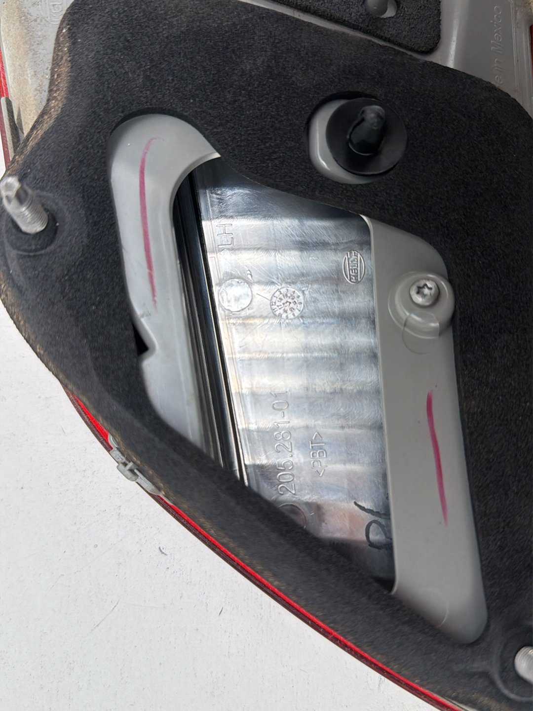 2015-2019 Nissan Sentra Rear Left Driver Side Tail Light Lamp 01246901 OEM