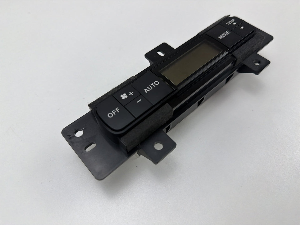 2011-2017 Infiniti QX56 - Rear A/C Heater Climate Control 27511-1LK0A OEM