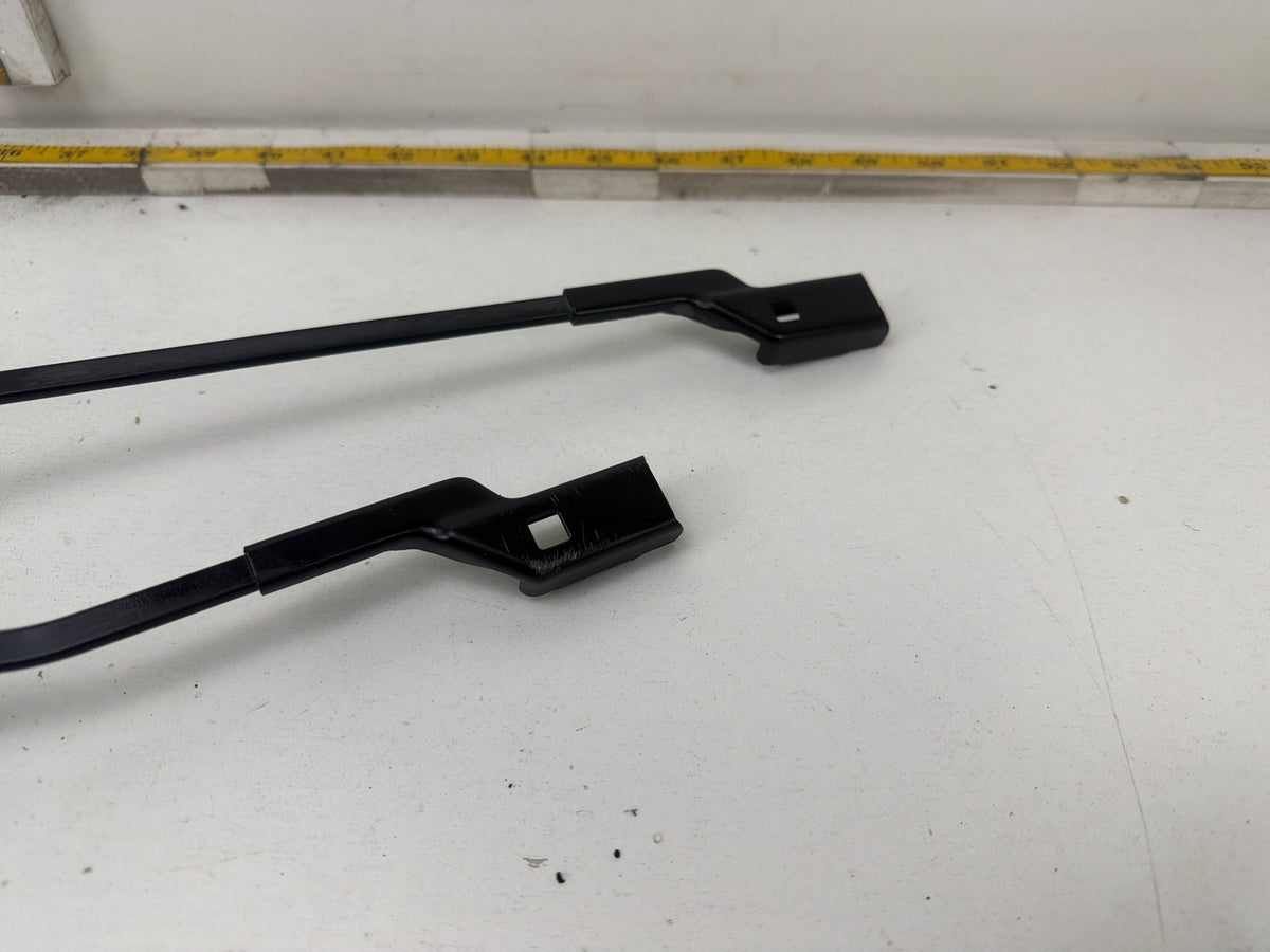 2007-2013 BMW X5 Front Left & Right Side Windshield Wiper Arm Set of 2 OEM