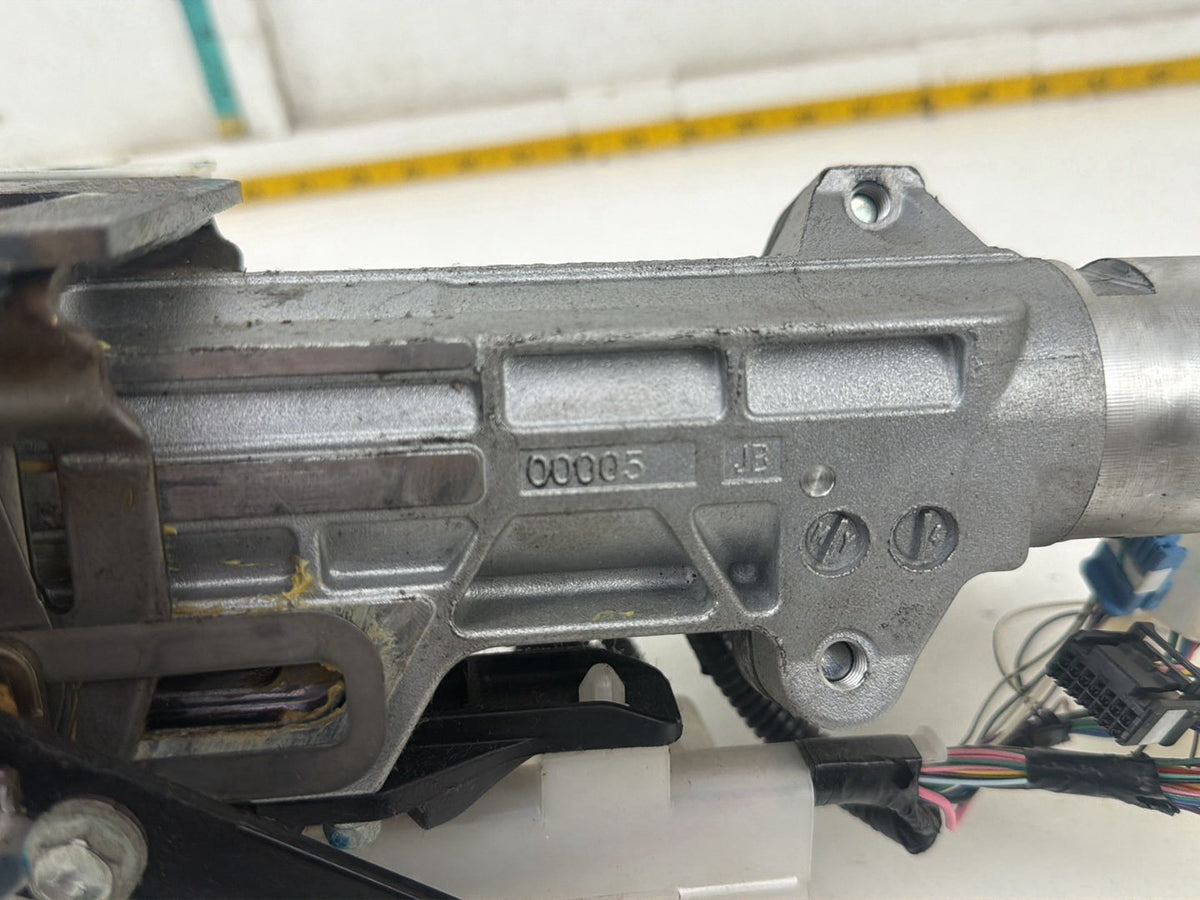 2015-2017 Toyota Camry Manual Tilt Telescopic Steering Column Shaft Assembly OEM