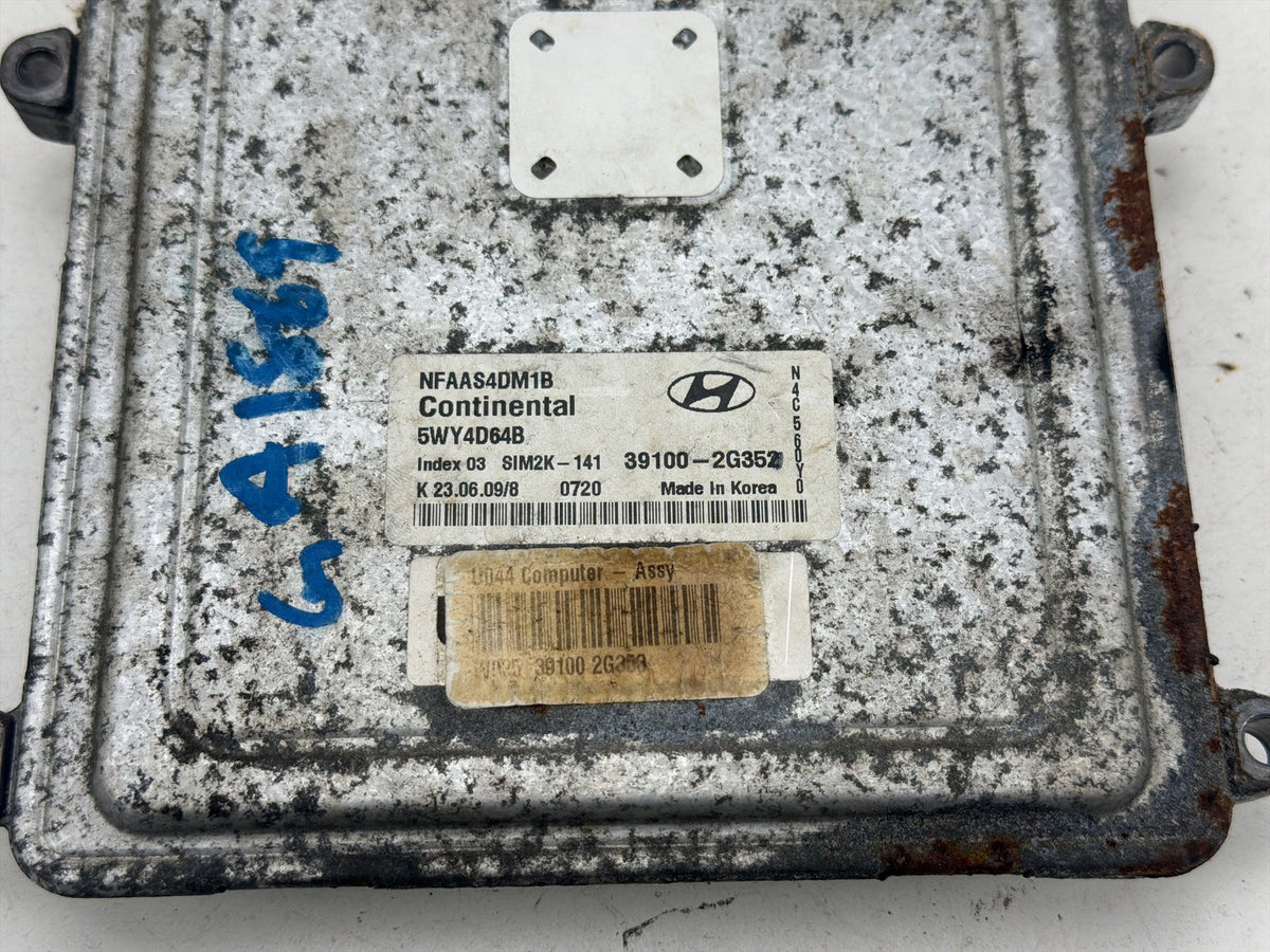 2009-2010 Hyundai Sonata 2.4L Engine Control Module Unit ECU 39100-2G352 OEM