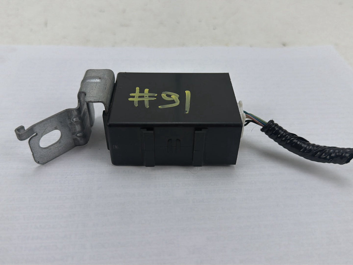 2014-2018 Infiniti Q50 TPMS Tire Pressure Warning Control Module OEM