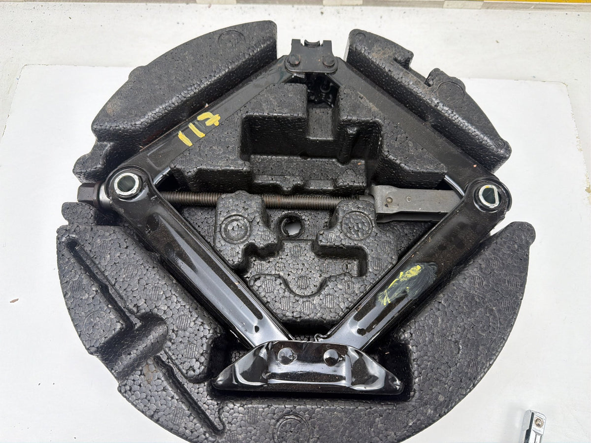 2011-2016 Chevrolet Cruze Emergency Spare Tire Jack Tool Kit w/ Case Holder OEM