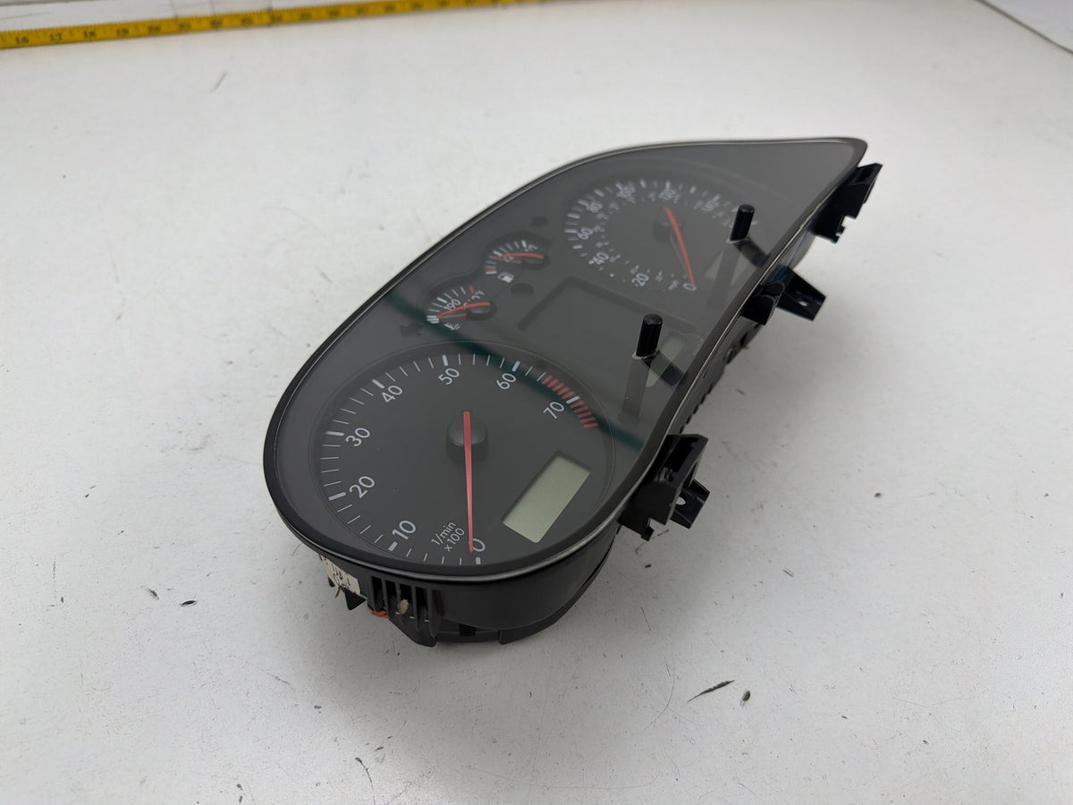 2003 Volkswagen Jetta Speedometer Instrument Cluster 1J0920906K 177K Miles OEM