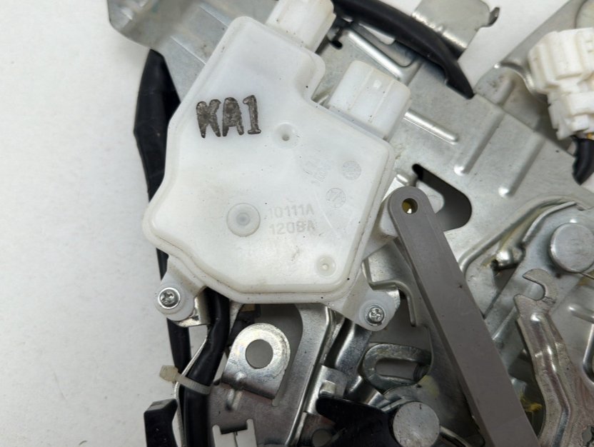 2011-2017 Honda Odyssey Rear Left Power Sliding Door Latch OEM