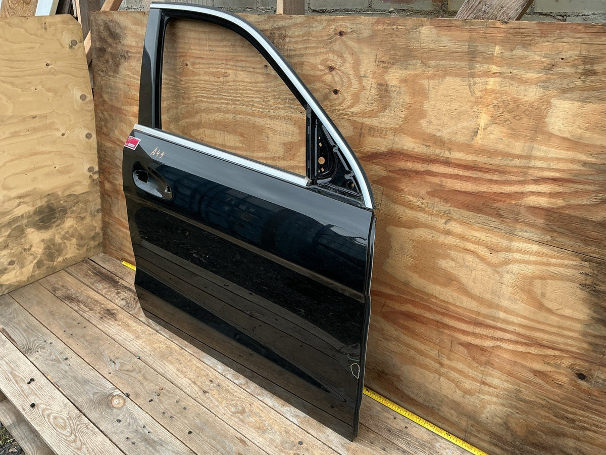 2013- 2016 Mercedes Benz GL450 X166 Front Right Side Door Shell Panel OEM.