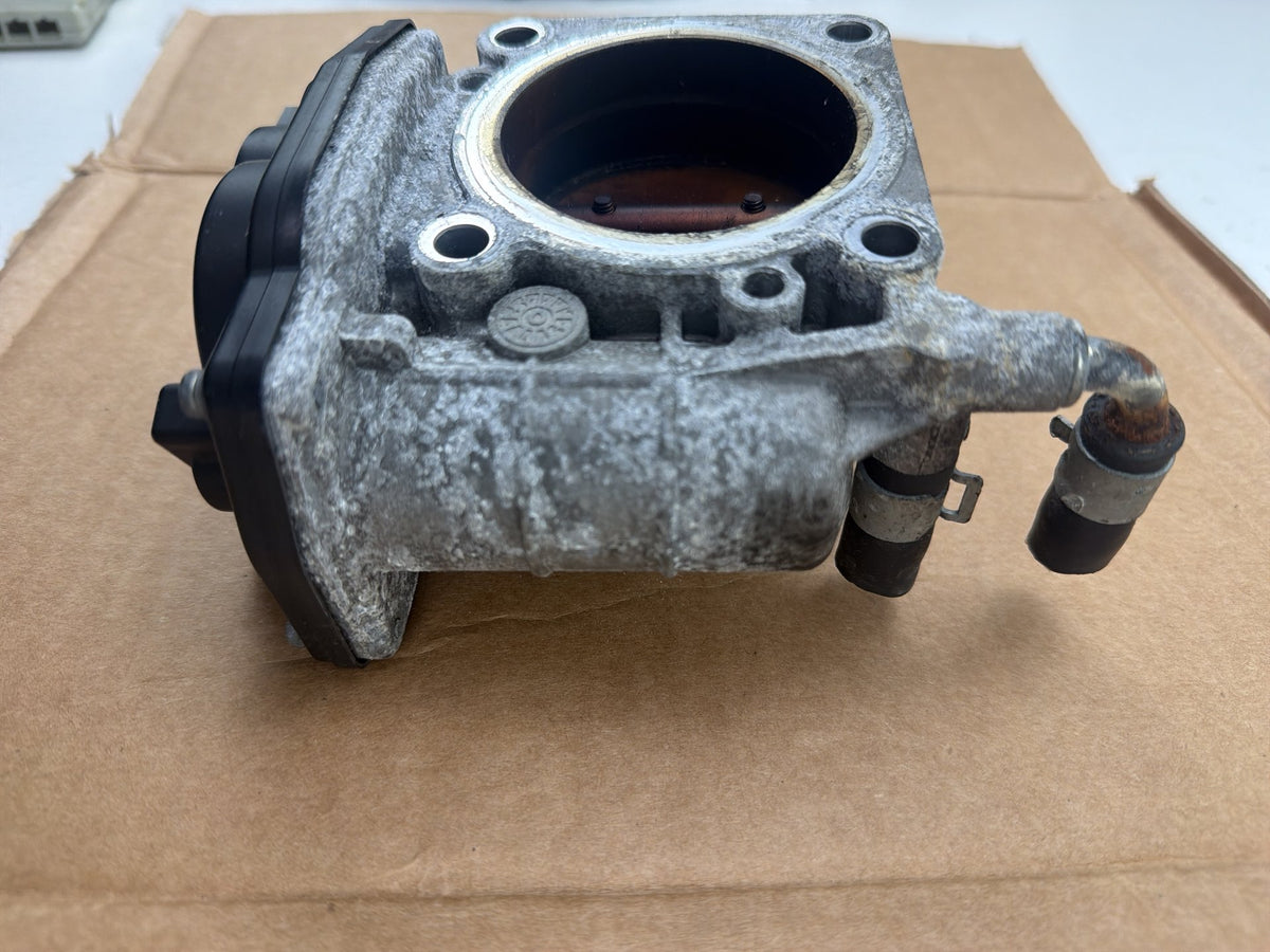 2009-2013 Infiniti G37 3.7L Left Side Throttle Body Throttle Valve Assembly OEM