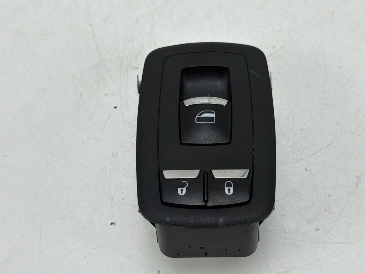 2014-2022 Maserati Ghibli M157 Front Right Passenger Side Door Window Switch OEM