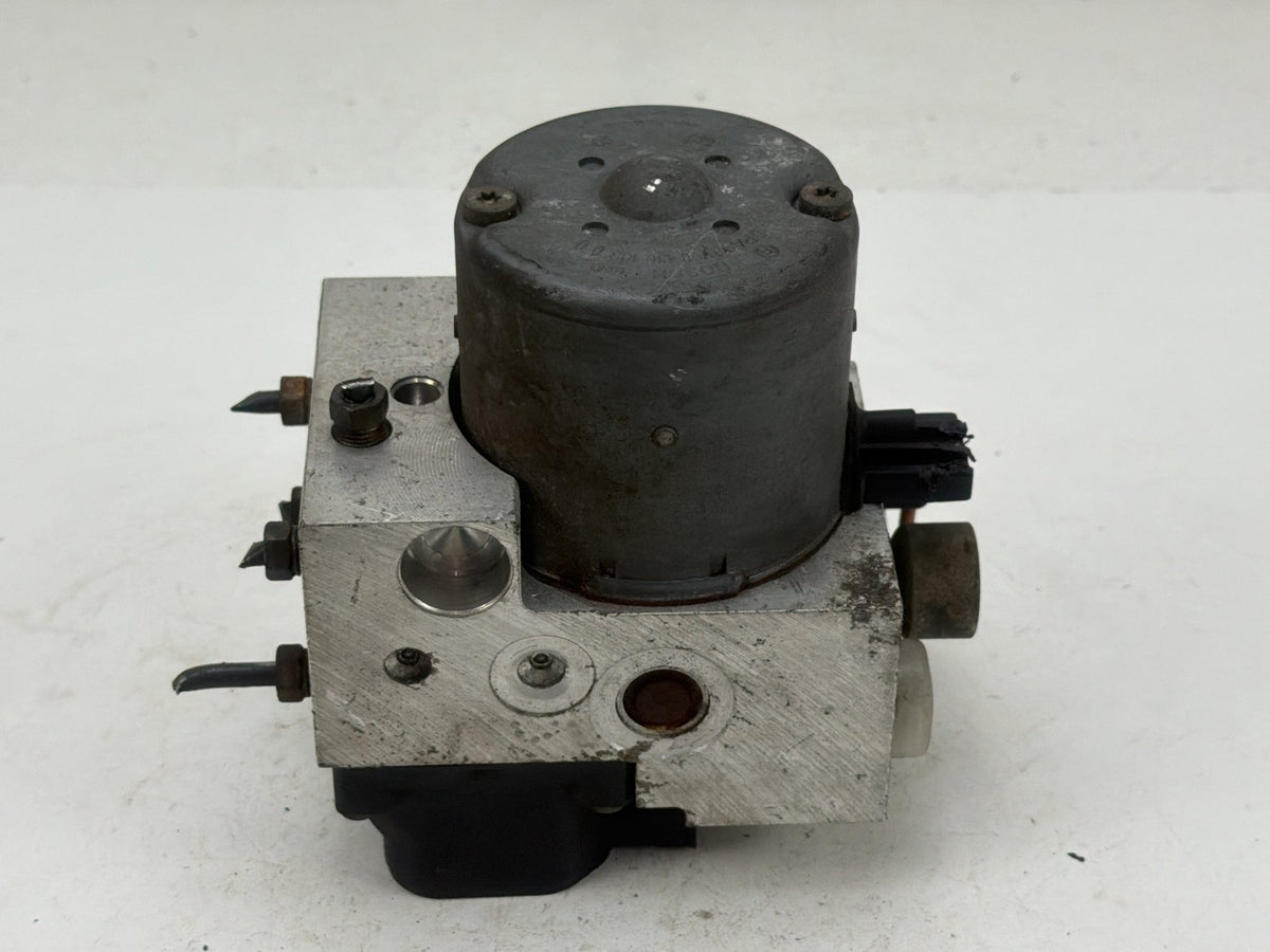 1997-1999 Nissan Pathfinder ABS Pump Anti Lock Brake Module 47600 1W300 OEM