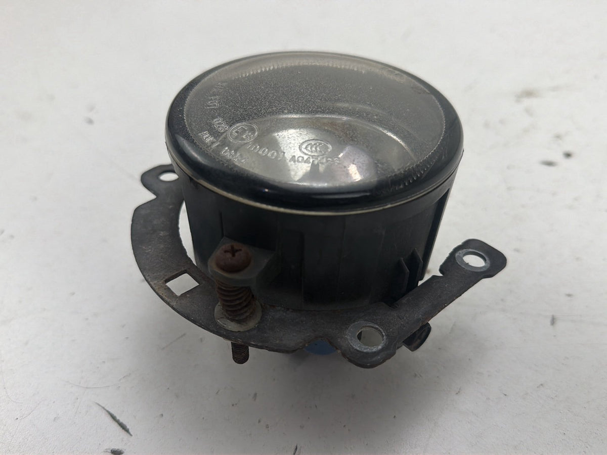 2010-2015 Mitsubishi Outlander Front Right Passenger Side Fog Light OEM