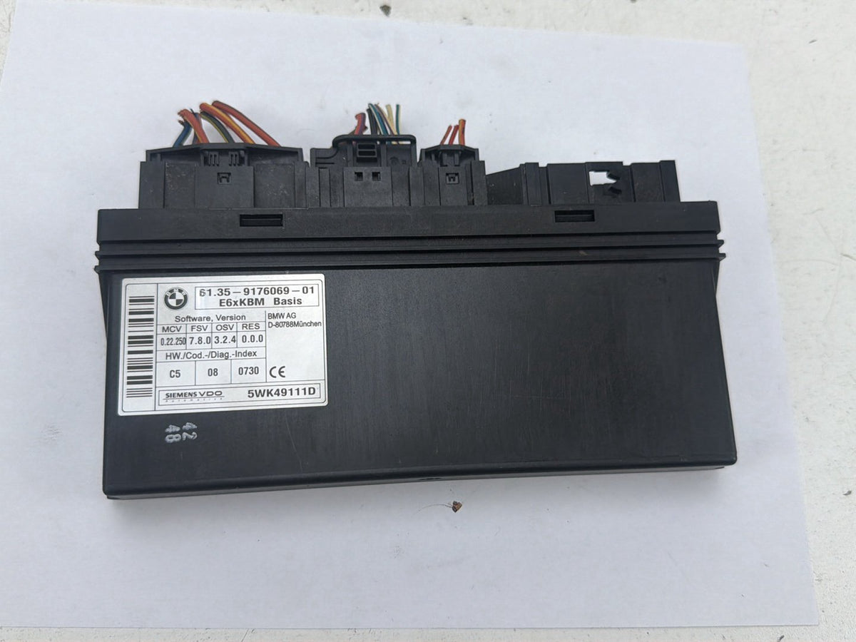 2008-2010 BMW 528i E60 Body Control Module BCM 9176069 OEM
