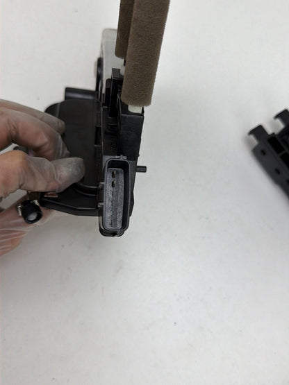 2010-2013 Infiniti G37-Rear Right Door Latch Lock PN: F18-14510 OEM