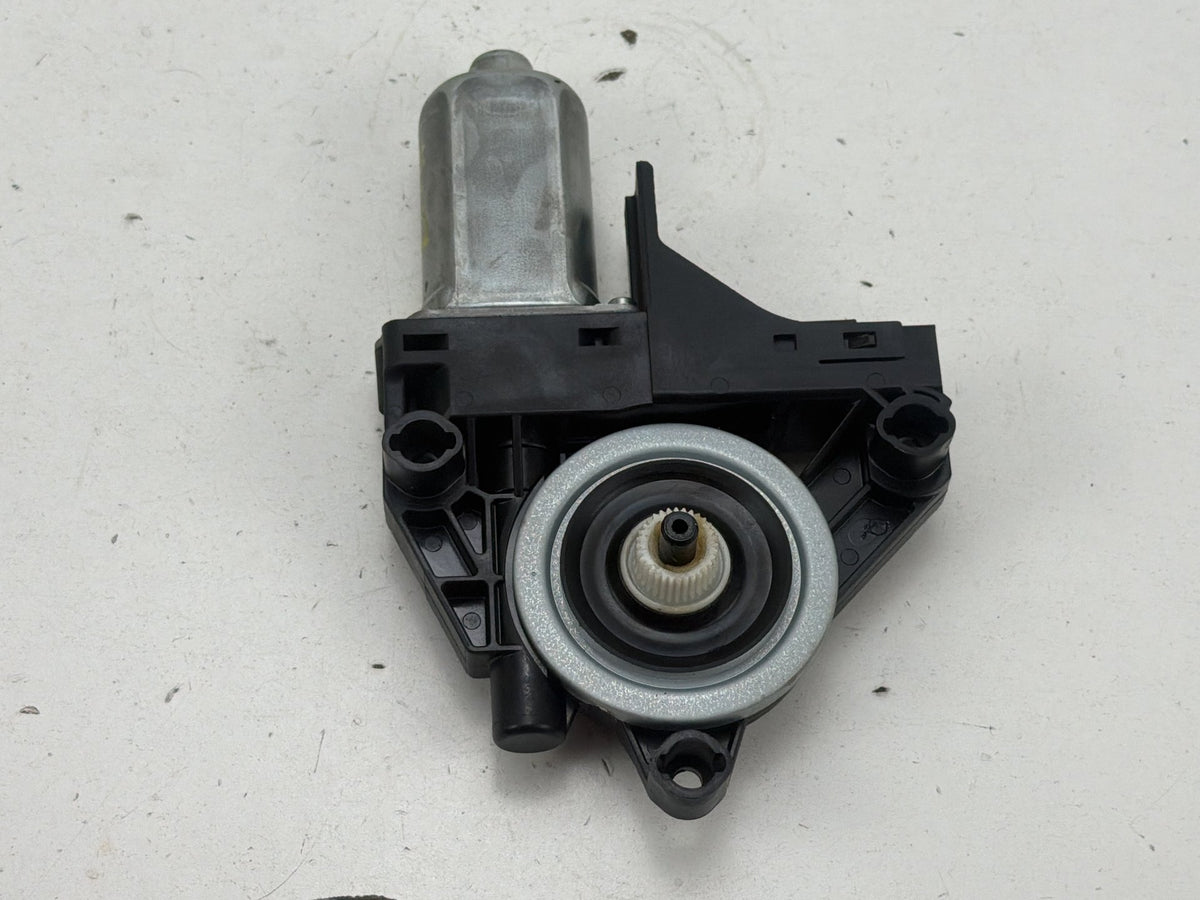 2011-2018 Volvo S60 Front Left Driver Side Door Window Motor 966268-103 OEM