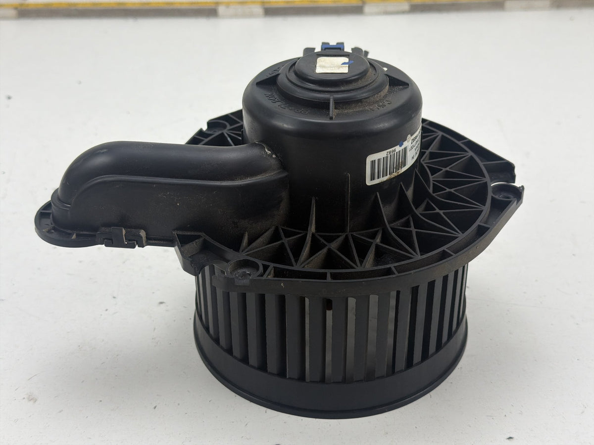 2007-2014 GMC DENALI GMT900 HVAC AC Heater Blower Motor Fan OEM