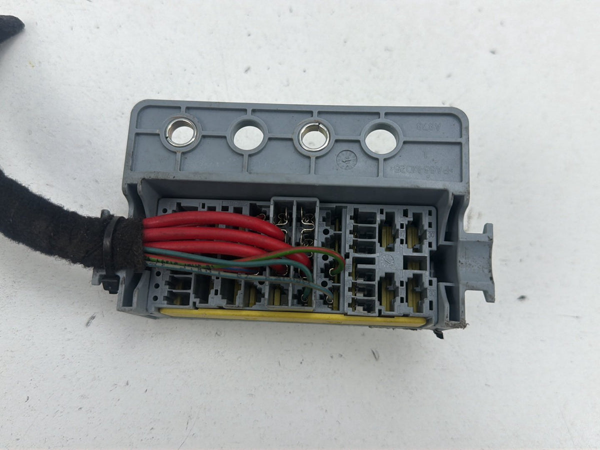 2014-2017 Maserati Ghibli Dashboard Instrument Panel Cabin Fuse Relay Box OEM