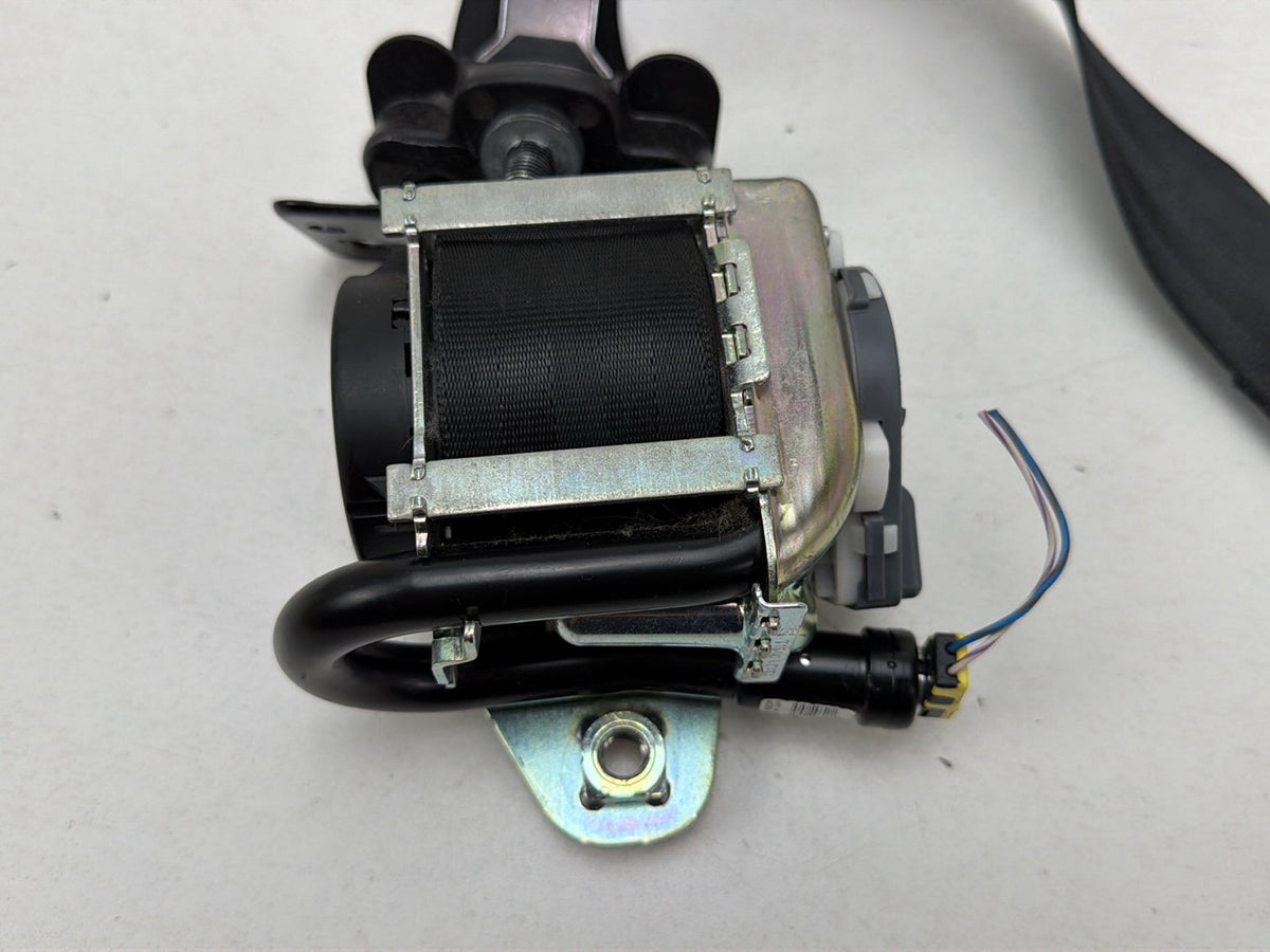 2011-2019 Jaguar XJ X351 Left Front Seat Belt Retractor Pretensioner 620408800 OEM