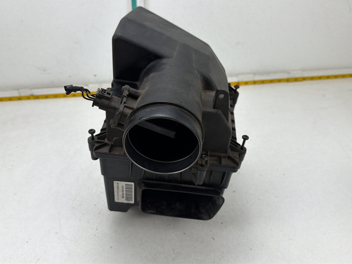 2017-2020 Jaguar F-Pace 2.0L Engine Air Filter Cleaner Box Intake Housing OEM