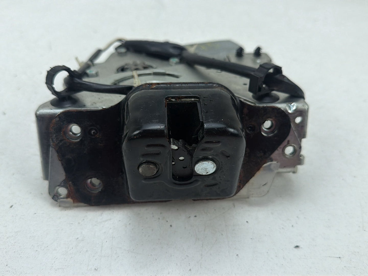 2011-2013 Dodge Durango Rear Tailgate Liftgate Lock Latch Actuator Motor OEM