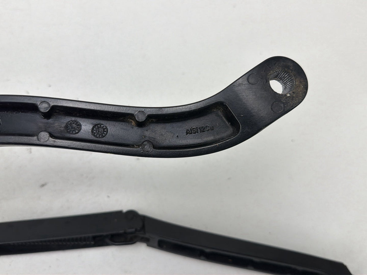 2013-2020 Lincoln MKZ Windshield Wiper Arms Right/Left Side DP53-17C495-AB OEM