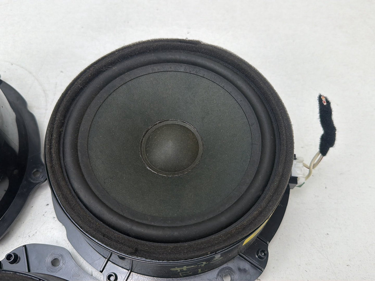 2017-2020 Jaguar F-Pace Front Left/Right Door Audio Speaker Sound System OEM