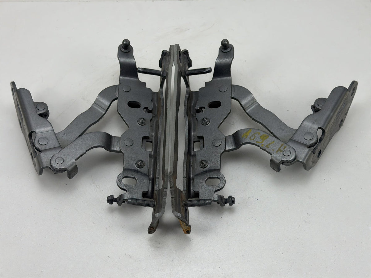 2012-2015 Mercedes-Benz C-Class C250 Left & Right Side Pair Hood Hinges OEM
