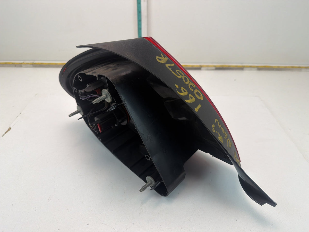 2003-2005 Dodge Neon Right Passenger Side Outer Tail Light Lamp Assembly OEM