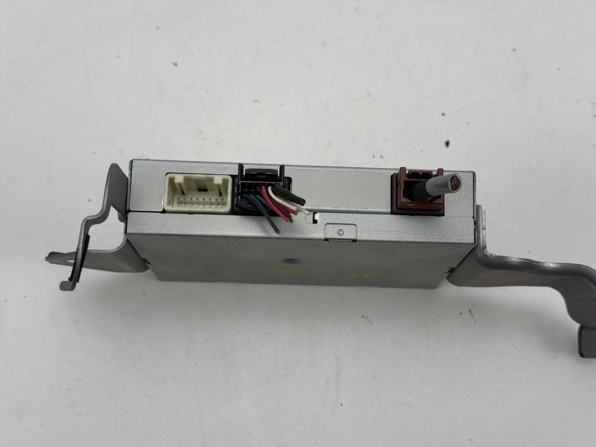 2009-2011 Lexus IS250 Multimedia Interface Computer Module 861A0-53010 OEM