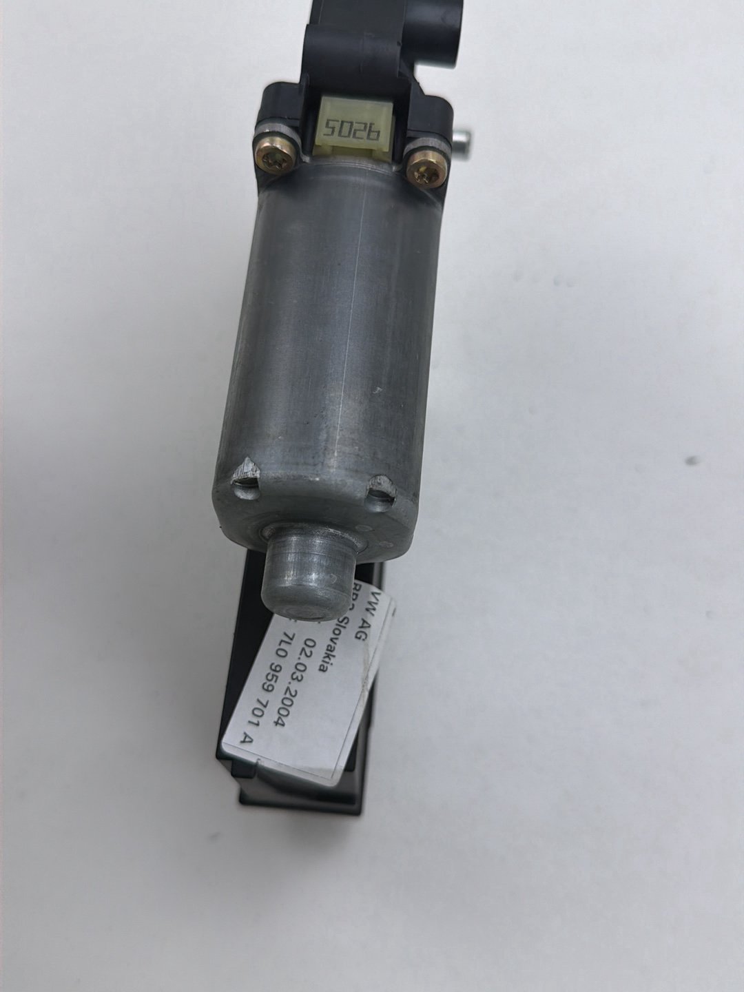2003-2006 Porsche Cayenne Front Left Door Window Regulator Motor 7L0959701A OEM
