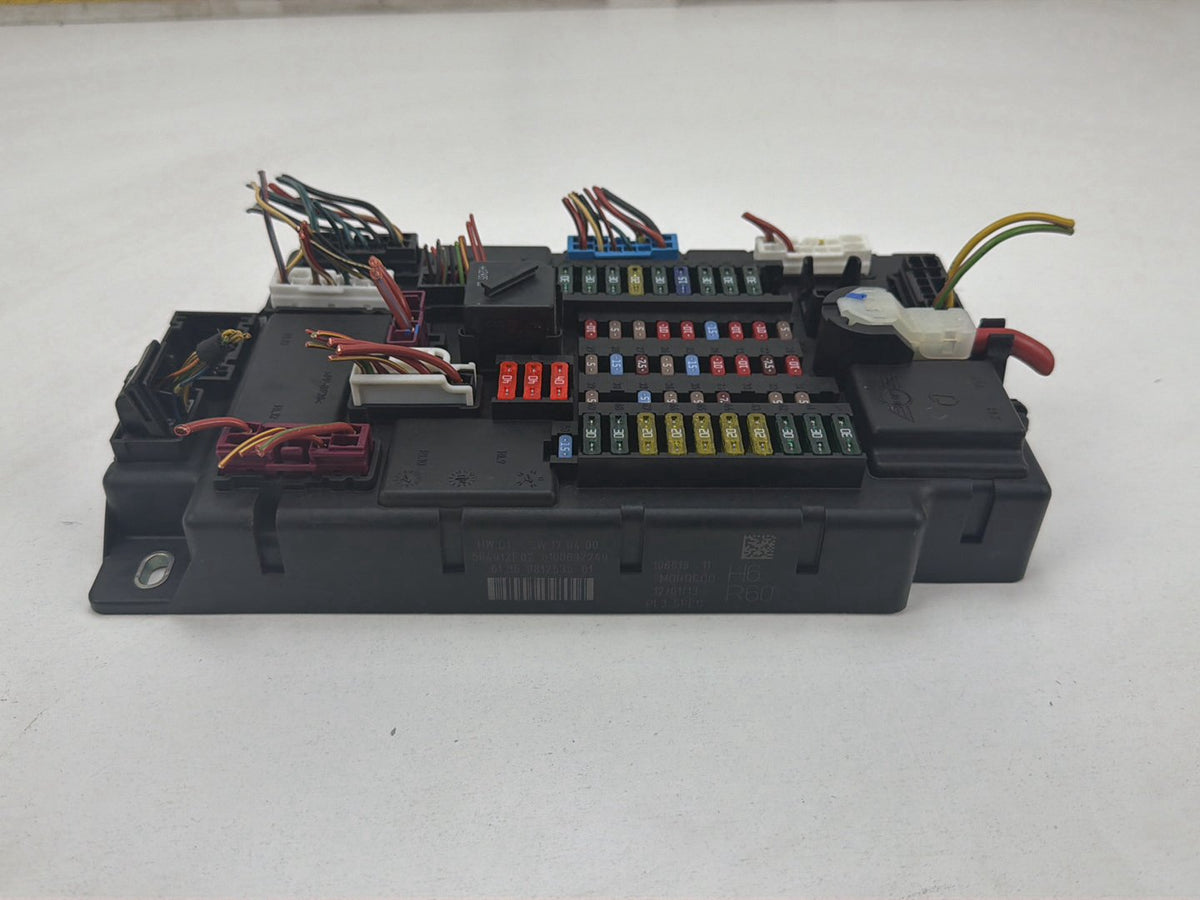 2011-2016 Mini Countryman Cooper S Interior Junction Fuse Box BCM OEM