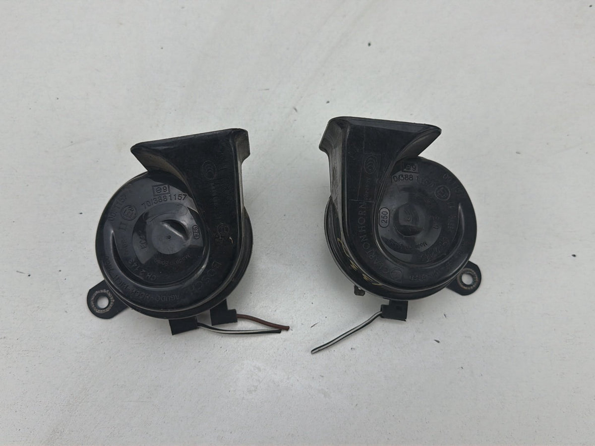2010-2013 Mercedes-Benz E-Class Coupe High and Low Tone Horn Signal Set OEM
