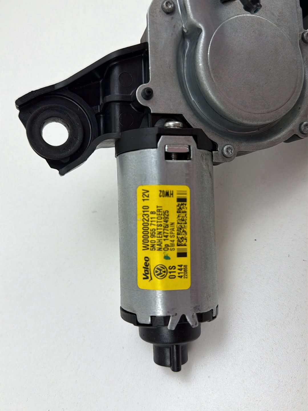 2013-2017 Volkswagen Tiguan Rear Side Windshield Wiper Motor 5N0955711B OEM