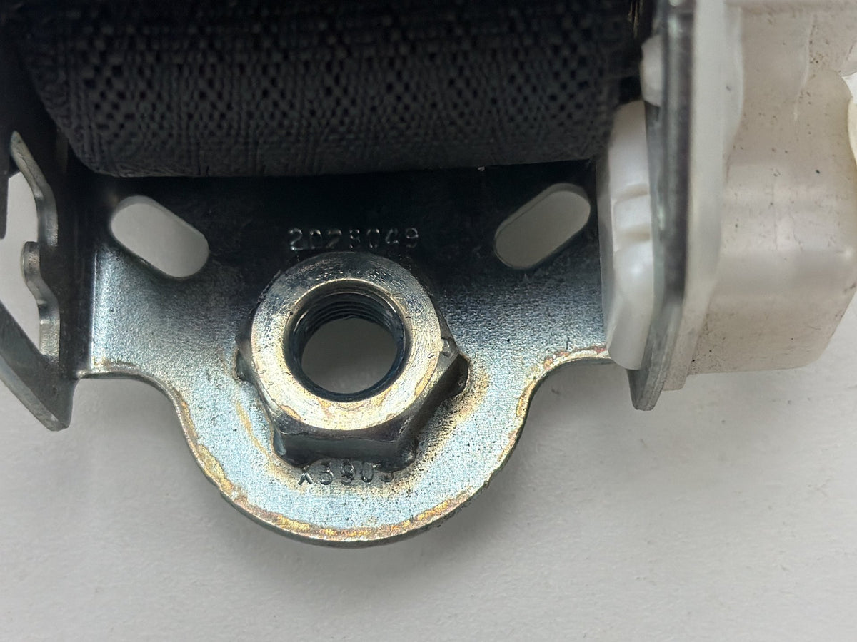 2014-2021 Jeep Grand Cherokee Rear Left Side Seat Belt Retractor 245428 OEM