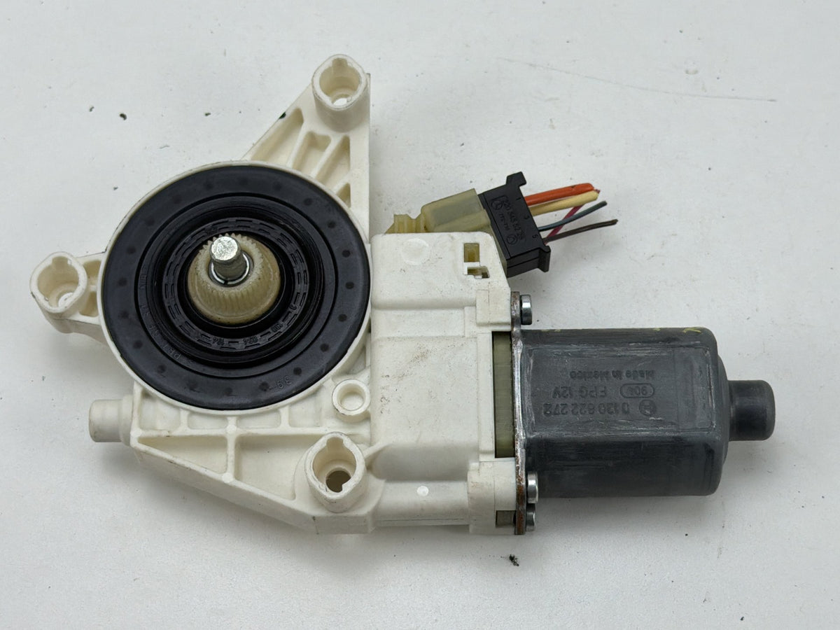 2006-2012 Mercedes-Benz R350 Front Right Window Regulator Motor A2518200842 OEM
