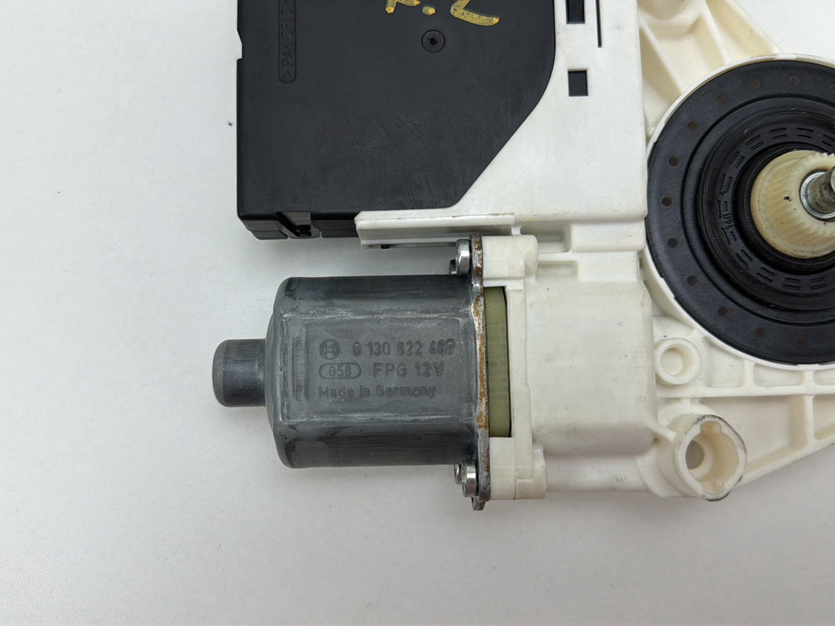 2013-2017 Volkswagen Tiguan Left Front Window Regulator/Motor 5N0959701F OEM