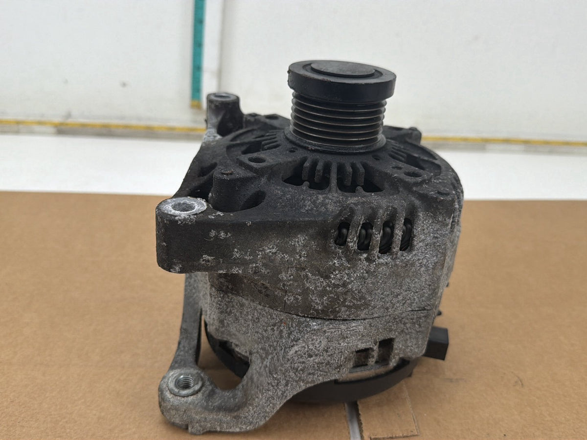 2012-2015 BMW X1 E84 Engine Alternator Generator 7605478-04 OEM