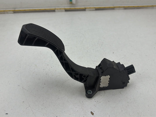 2015-2020 Toyota Sienna Front Driver Left Accelerator Gas Pedal Assembly OEM