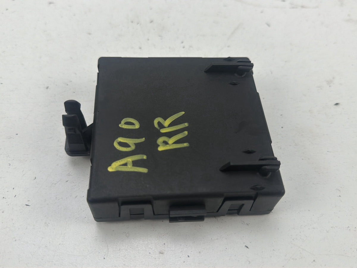 2013-2016 Mercedes GL450 Right Passenger Side Door Control Module A1669006305 OEM