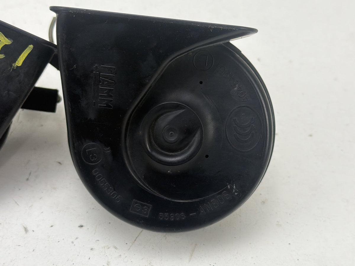 2011-2014 Dodge Charger LD High Low Note Dual Tone Horn Assembly 55306-AM80S OEM