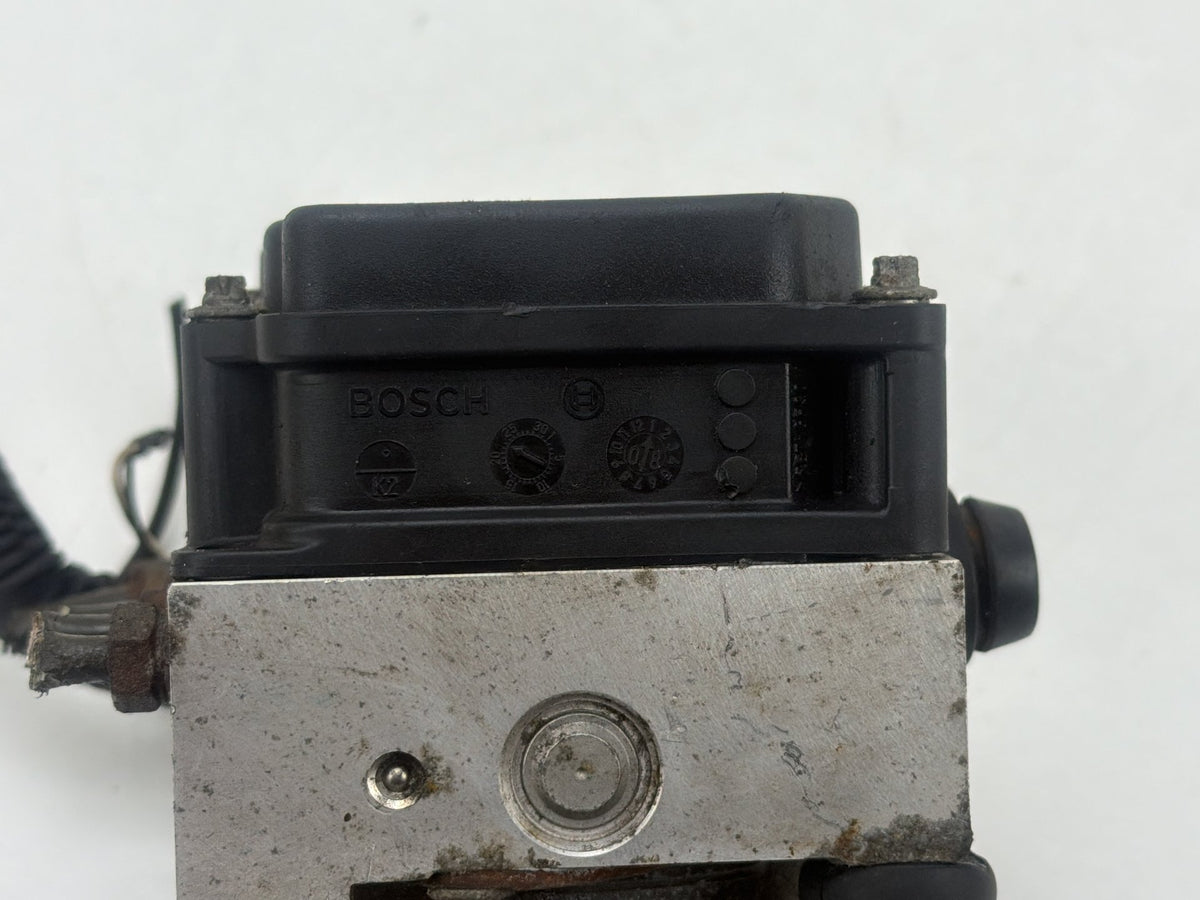2008-2009 Nissan Altima 2.5L ABS Anti-Lock Brake Pump Module 0265800669 OEM