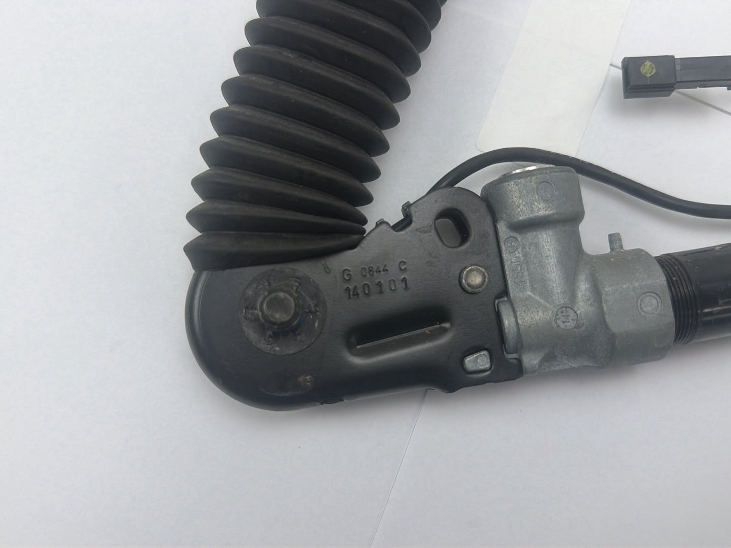 2009-2015 BMW 535i 750i Front Right Side Seat Belt Buckle Pretensioner OEM