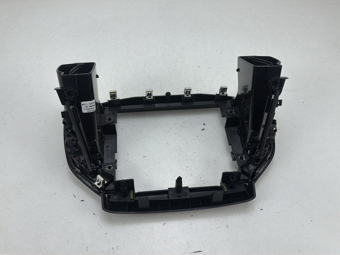 2014-2017 Maserati Ghibli Dash Radio Display Screen Bezel Trim Cover W/Vents OEM