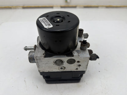 2006 Jeep Grand Cherokee ABS Anti-Lock Brake Pump Control Module P52124081AE OEM