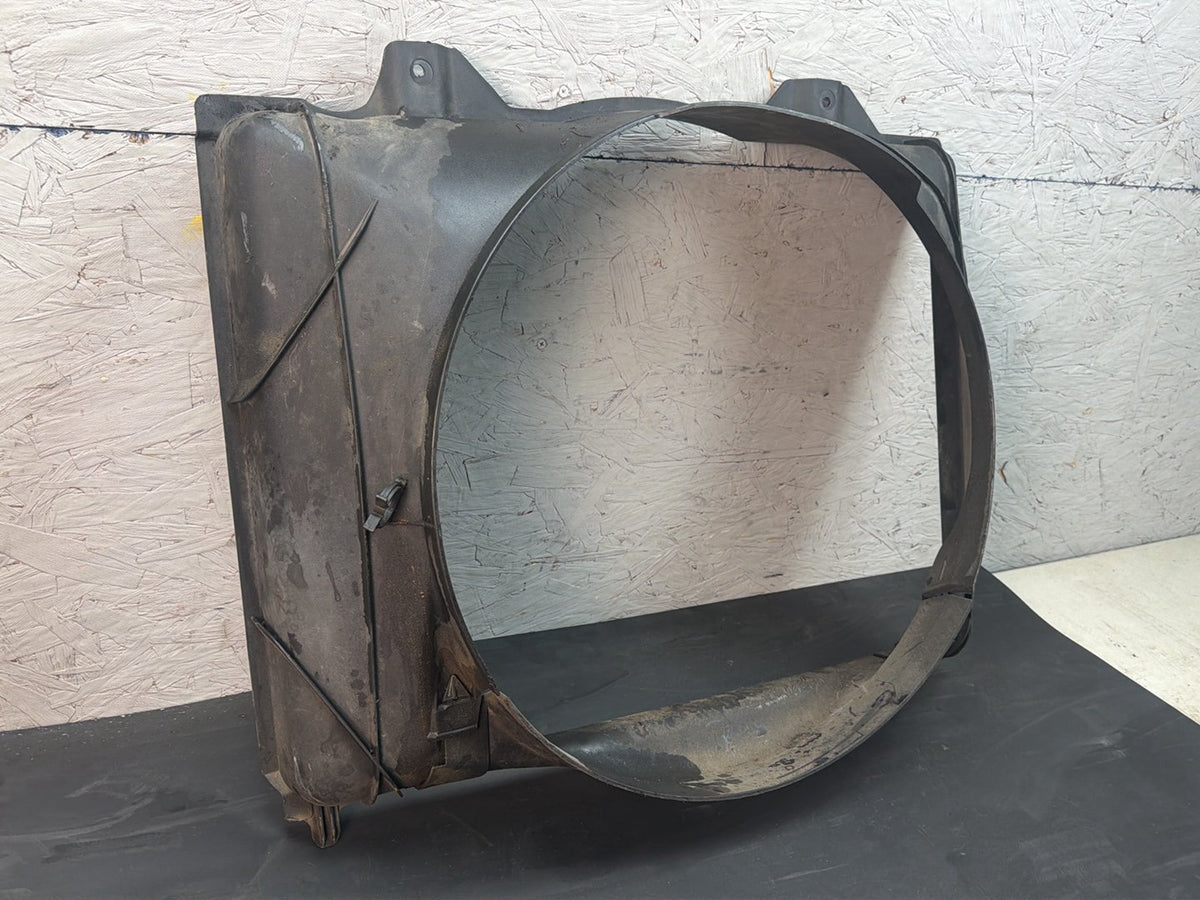 2003-2006 Lincoln Navigator U228 - Cooling Fan Shroud Bracket OEM