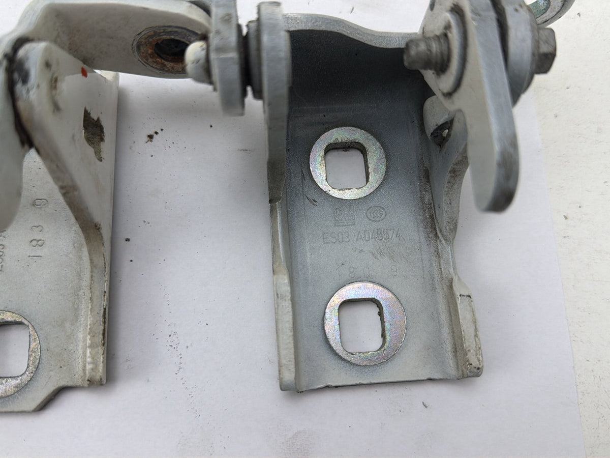 2010-2013 Buick LaCrosse Front Left Driver Side Door Hinges Upper Lower Set OEM