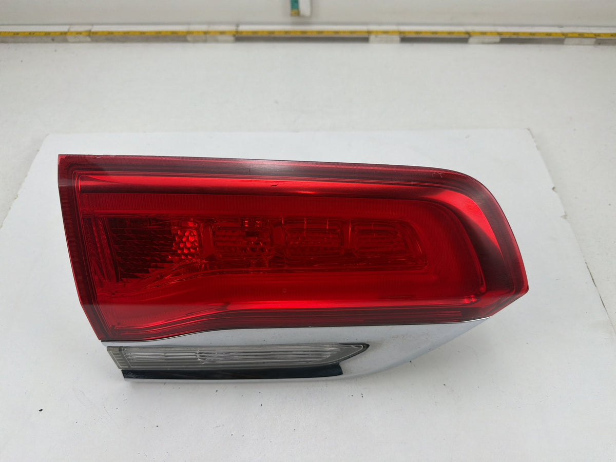 2014-2021 Jeep Grand Cherokee Rear Left Driver Side Tail Light P68110047AC OEM