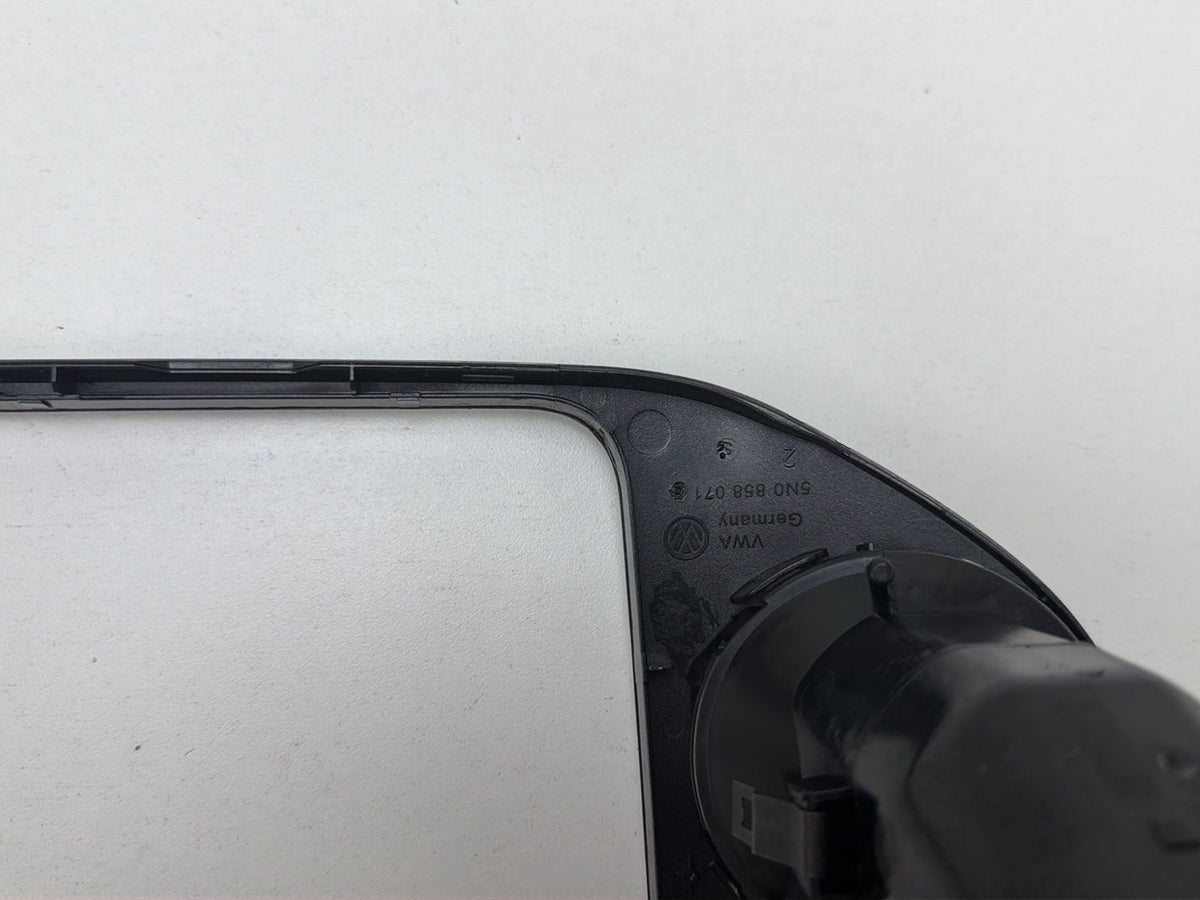 2013-2017 Volkswagen Tiguan Centre Dash Radio Climate Bezel Trim Vent Air OEM