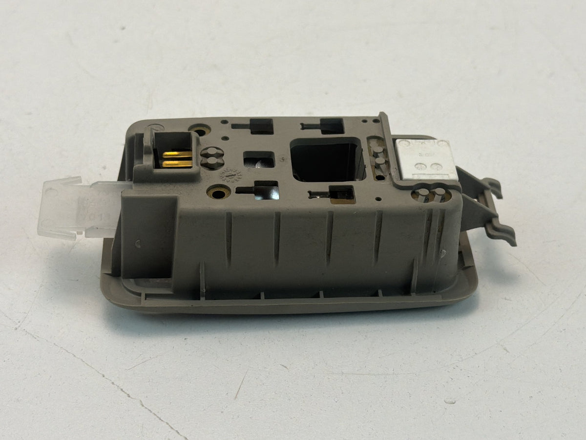 2015-2020 Toyota Sienna Rear Overhead Interior Reading Dome Map Light Lamp OEM